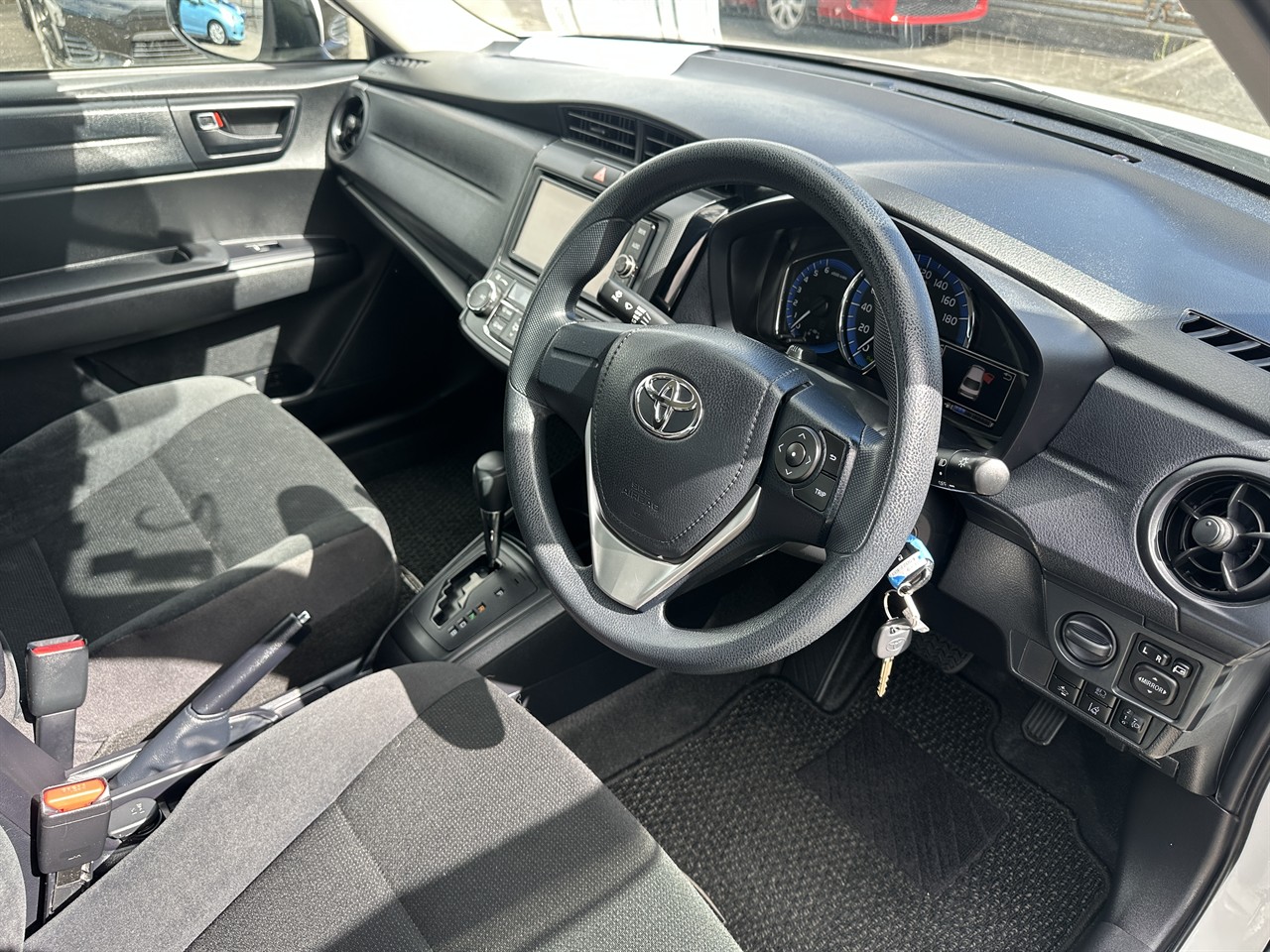 2018 Toyota Corolla thumbnail