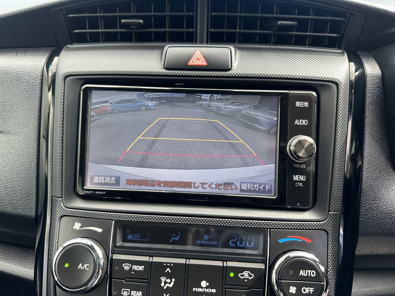 2018 Toyota Corolla thumbnail