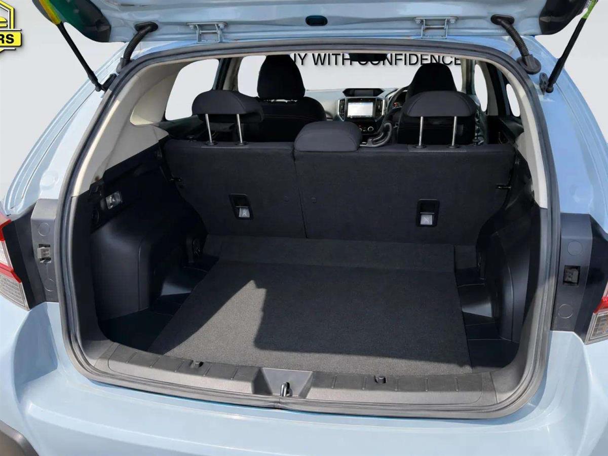 2017 Subaru XV thumbnail