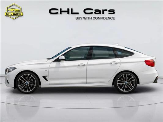 2017 BMW 320i thumbnail