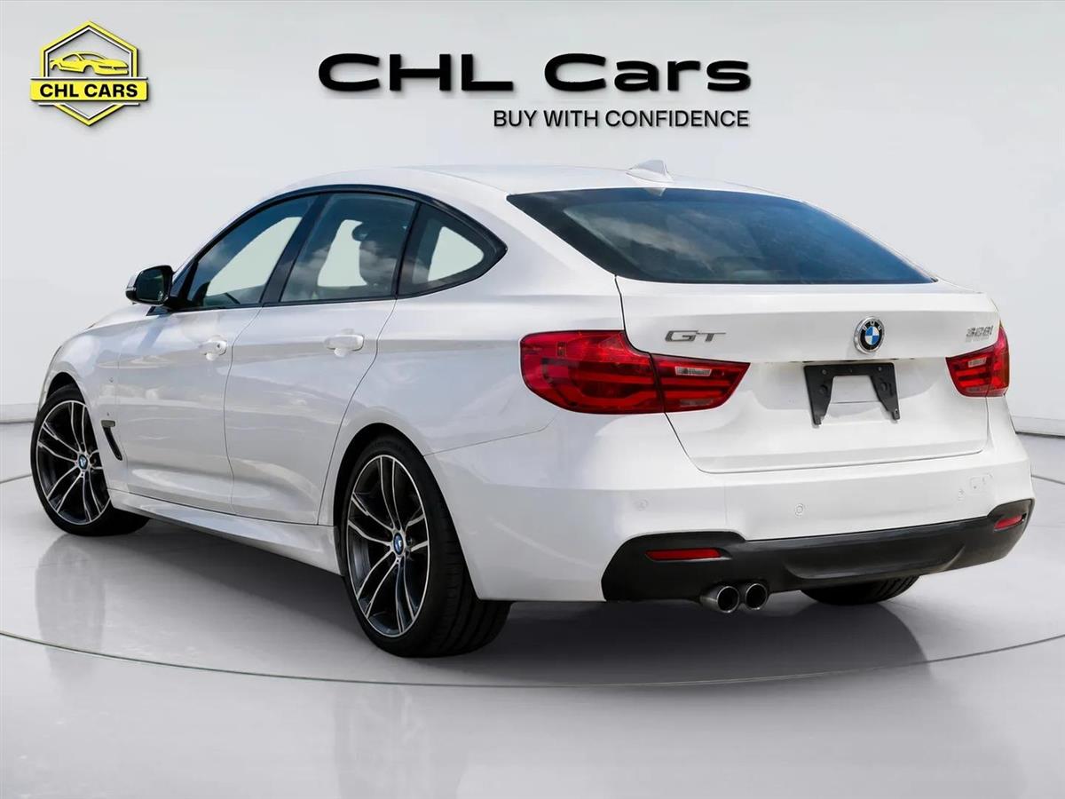 2017 BMW 320i thumbnail
