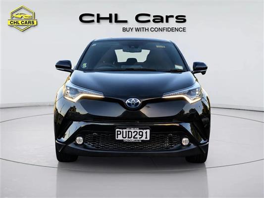 2017 Toyota C-HR thumbnail