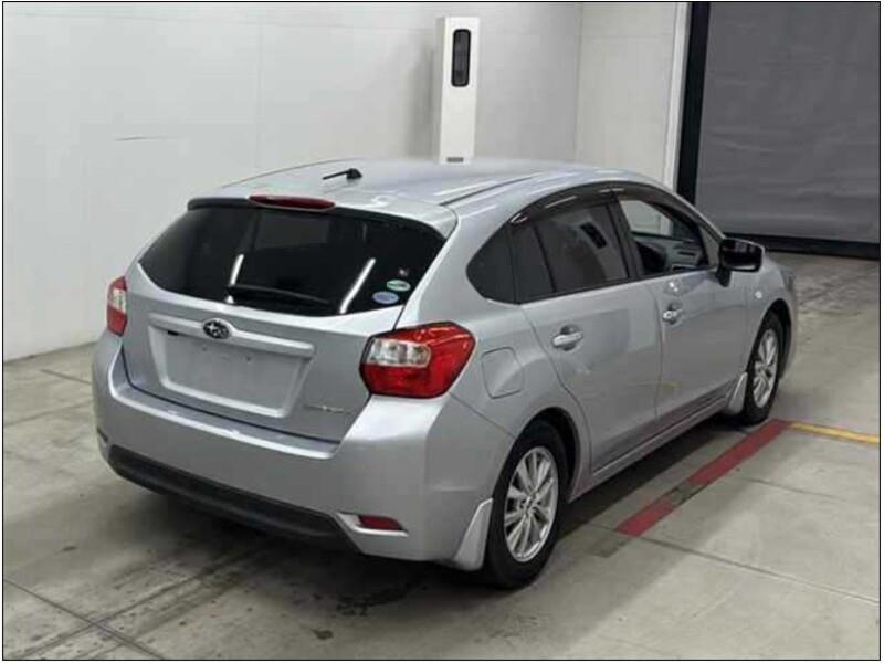 2015 Subaru IMPREZA thumbnail