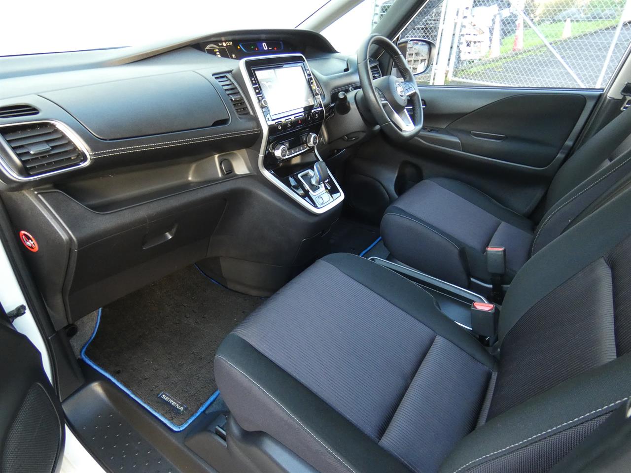 2018 Nissan SERENA thumbnail