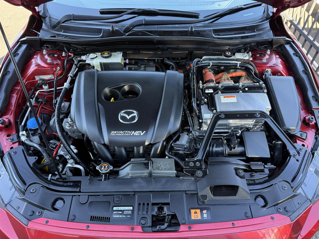 2014 Mazda Axela thumbnail