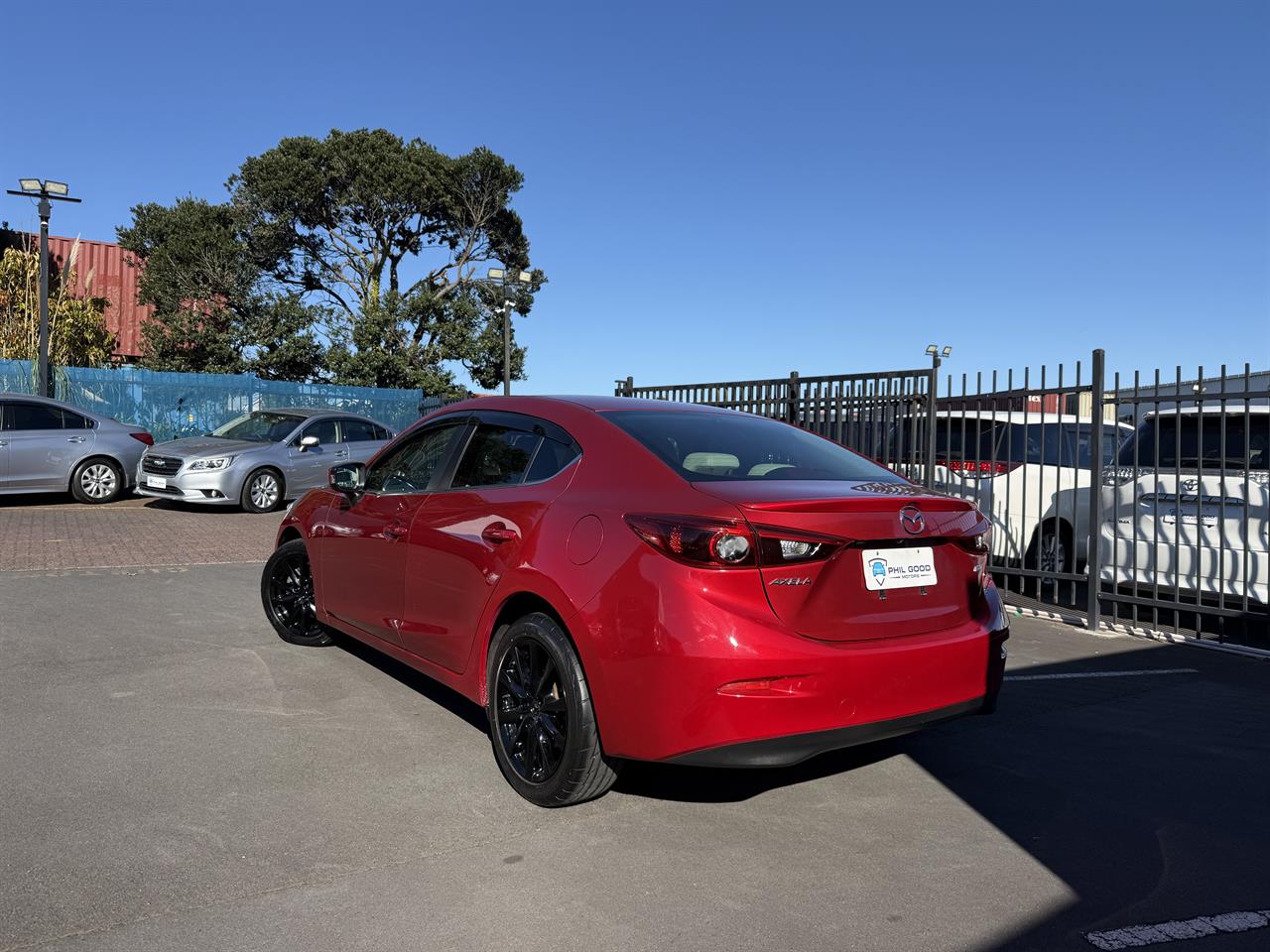 2014 Mazda Axela thumbnail