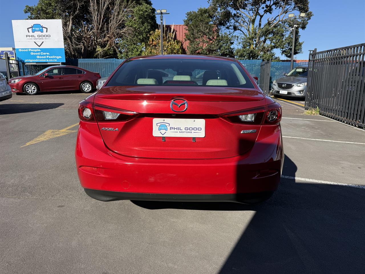 2014 Mazda Axela thumbnail