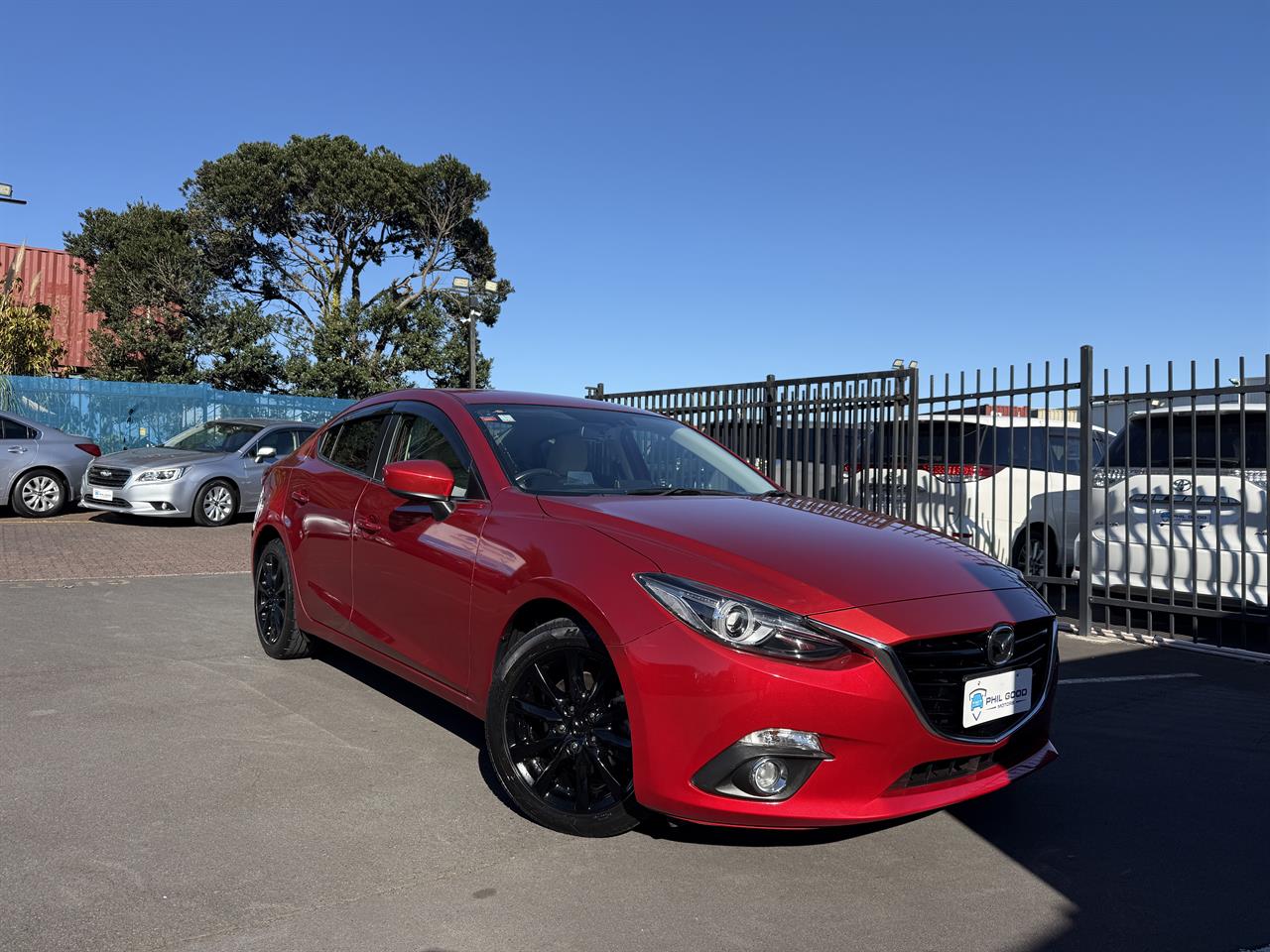 2014 Mazda Axela thumbnail