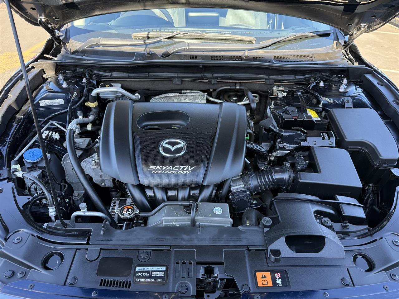 2014 Mazda Axela thumbnail