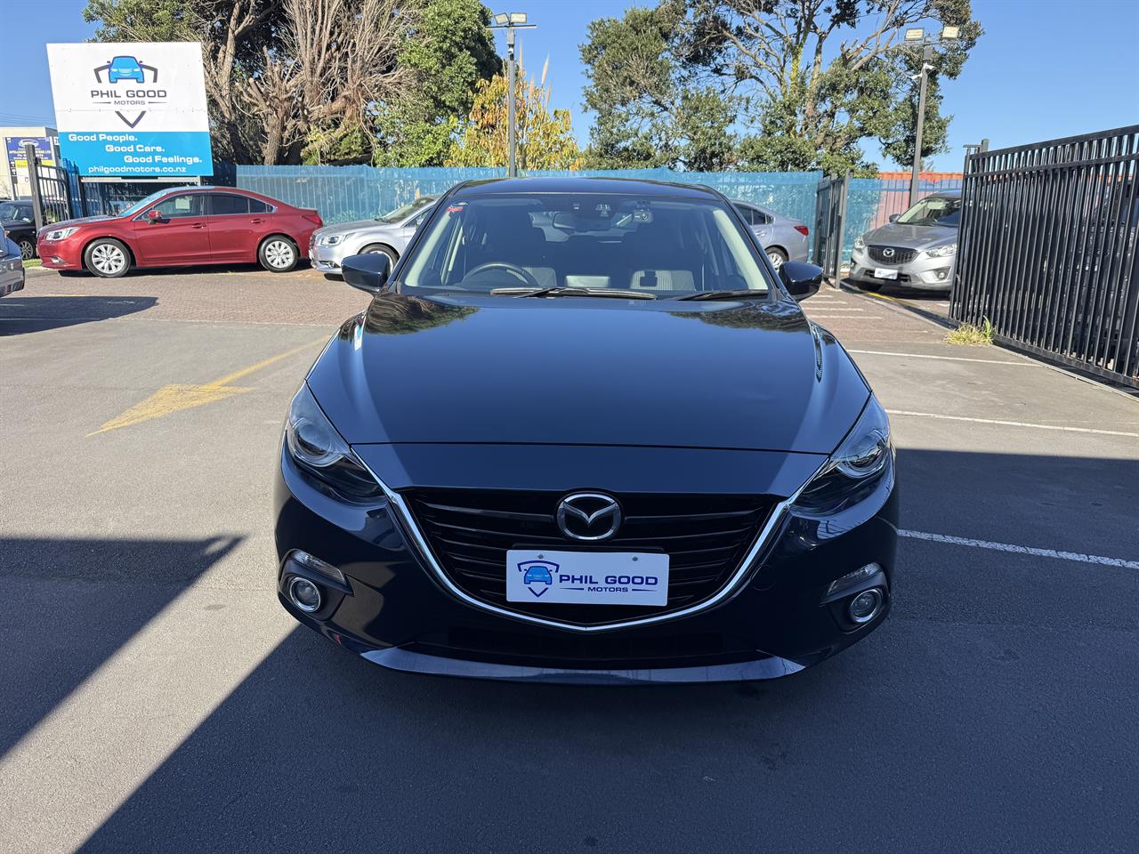 2014 Mazda Axela thumbnail