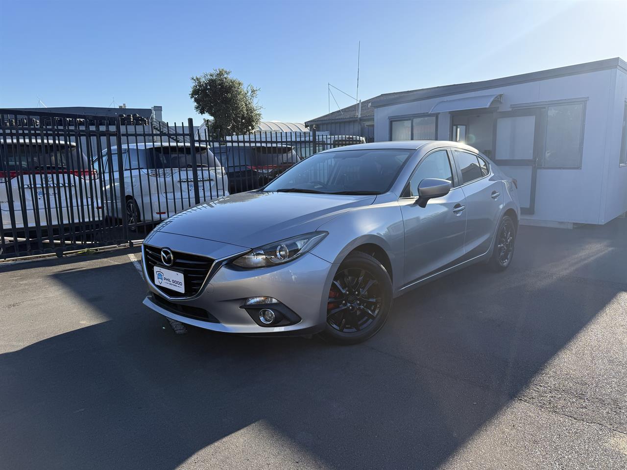 2014 Mazda Axela