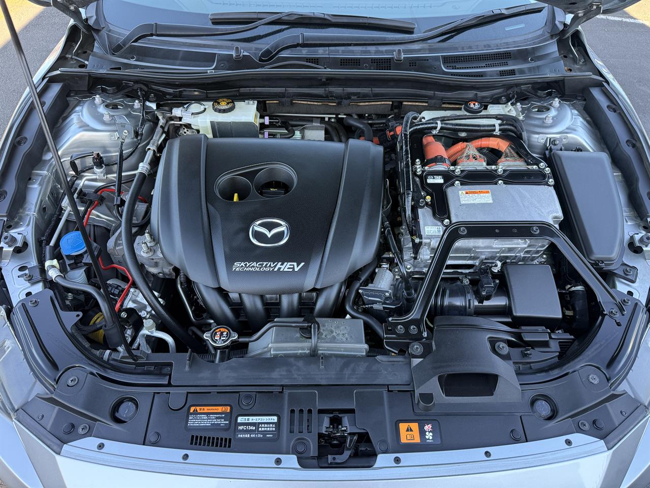 2014 Mazda Axela thumbnail