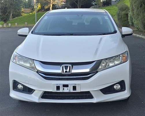 2015 Honda Grace thumbnail