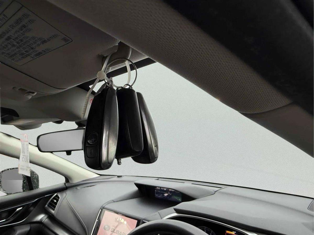 2017 Subaru Impreza thumbnail