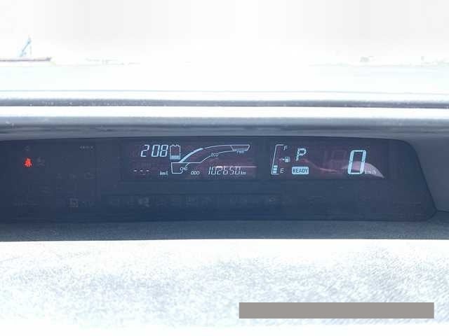 2015 Toyota Aqua thumbnail