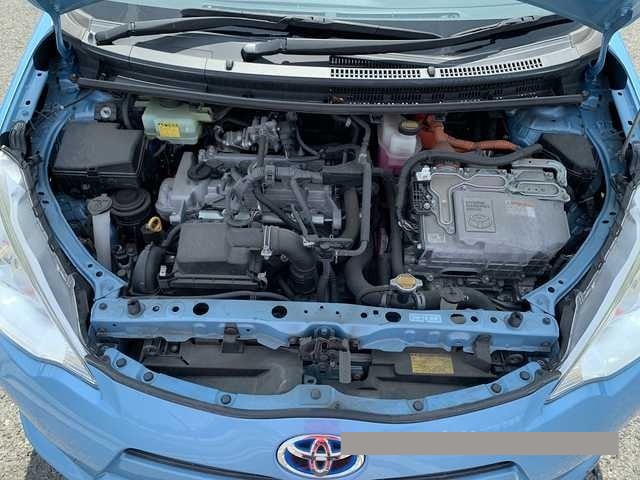 2015 Toyota Aqua thumbnail