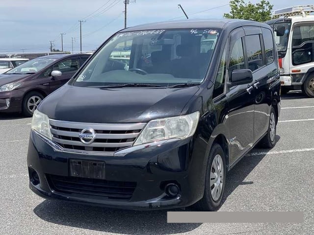 2014 Nissan Serena thumbnail