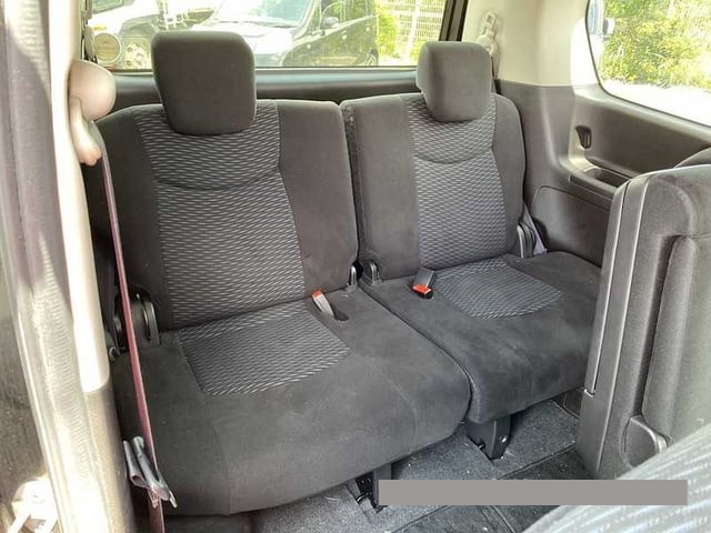 2014 Nissan Serena thumbnail