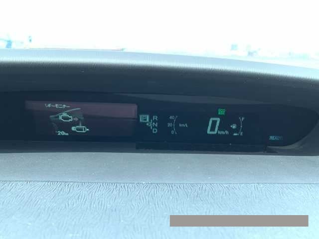 2014 Toyota Prius thumbnail