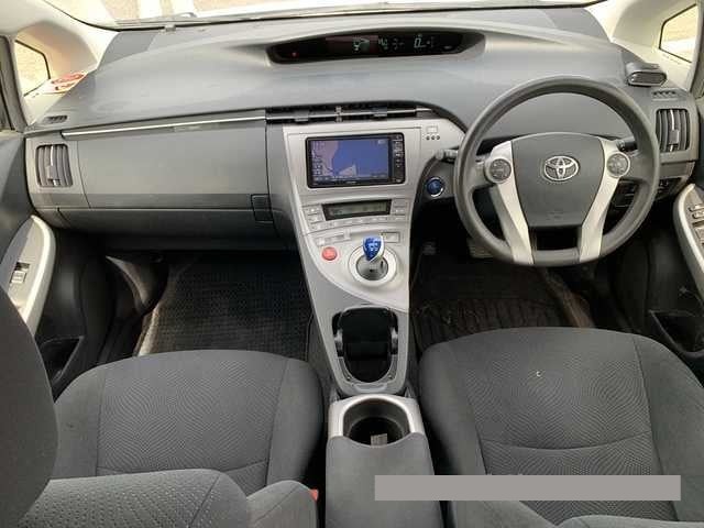 2014 Toyota Prius thumbnail