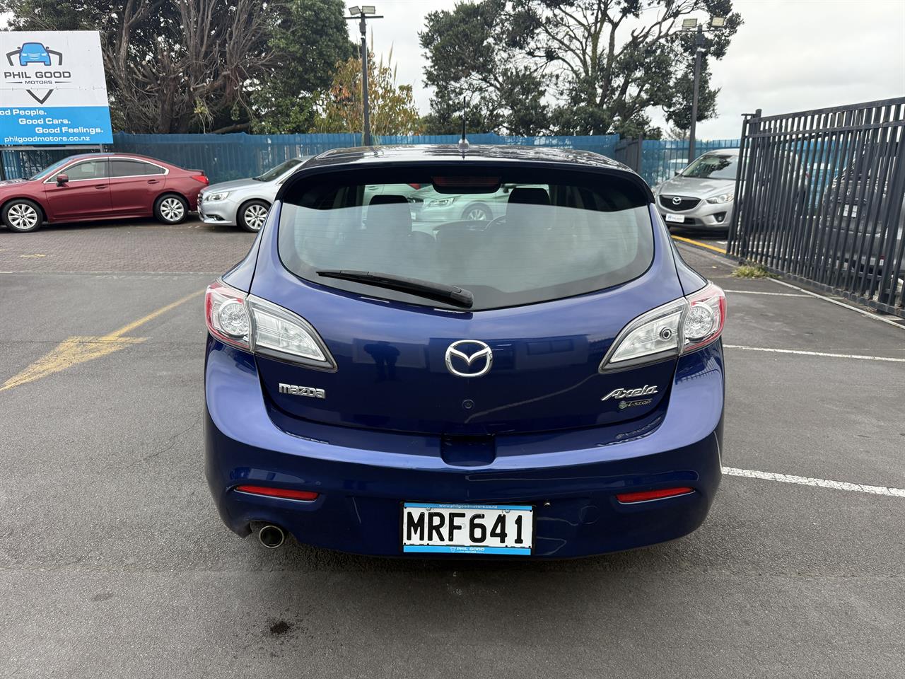 2009 Mazda Axela thumbnail