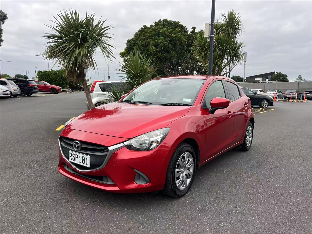 2015 Mazda Demio