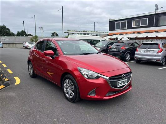 2015 Mazda Demio thumbnail