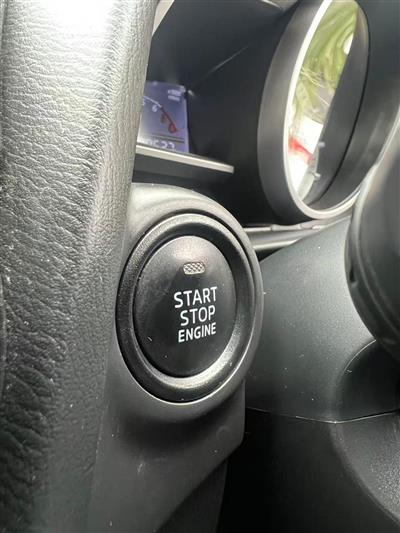 2015 Mazda Demio thumbnail