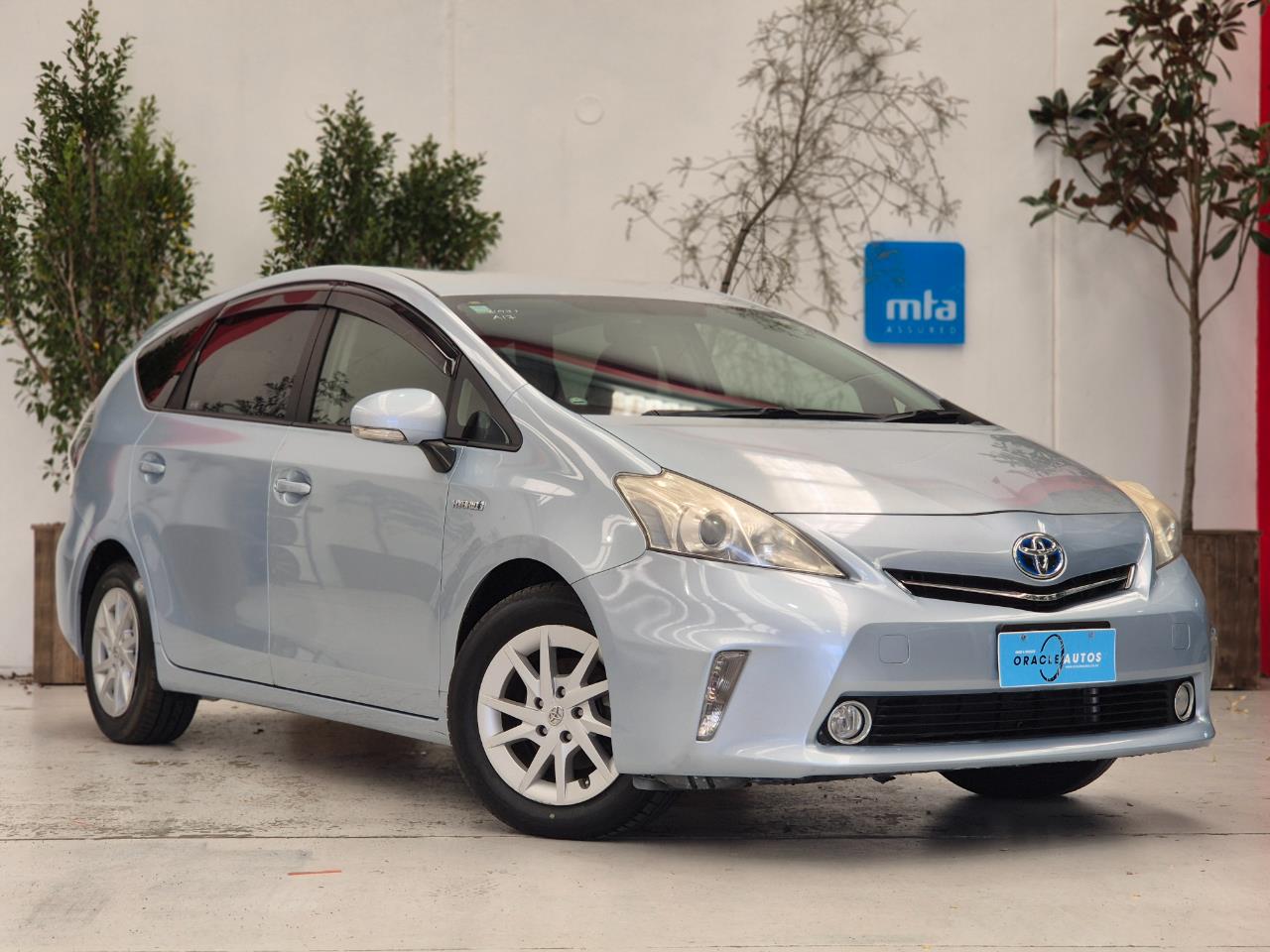 2013 Toyota PRIUS thumbnail