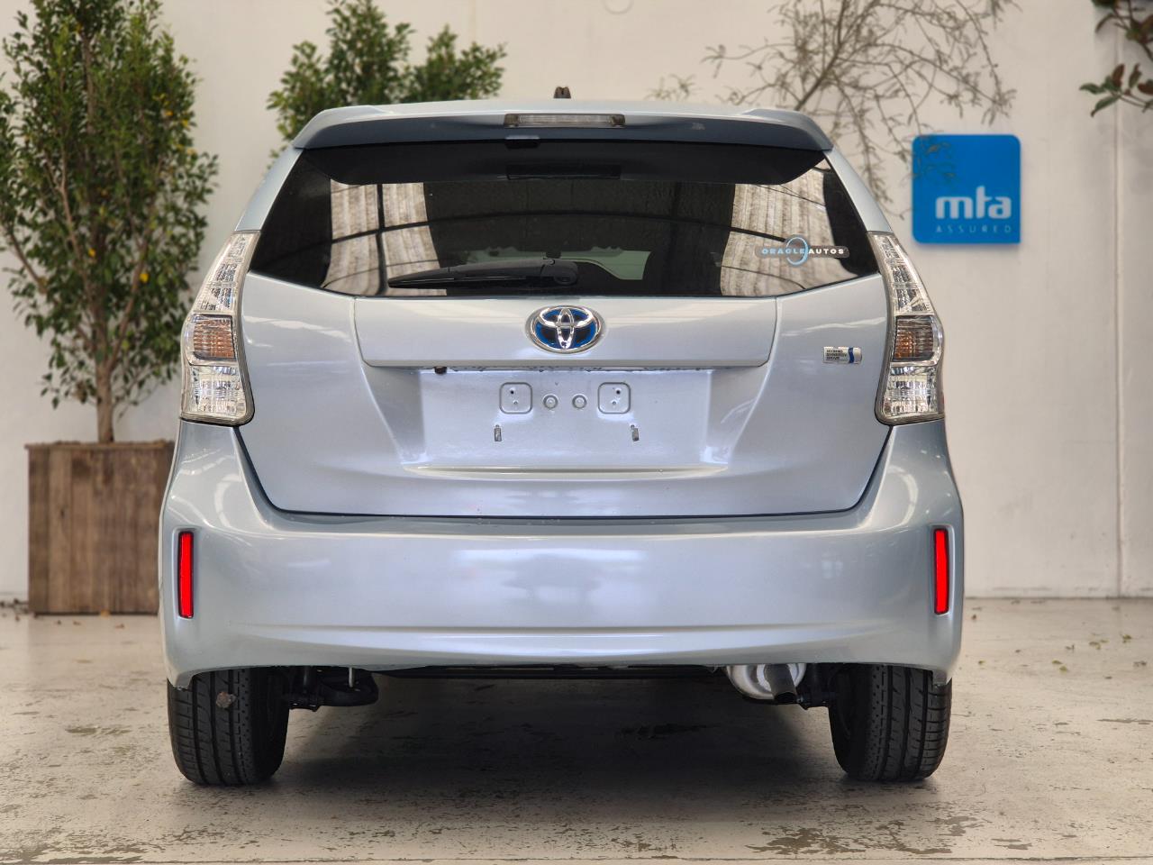 2013 Toyota PRIUS thumbnail