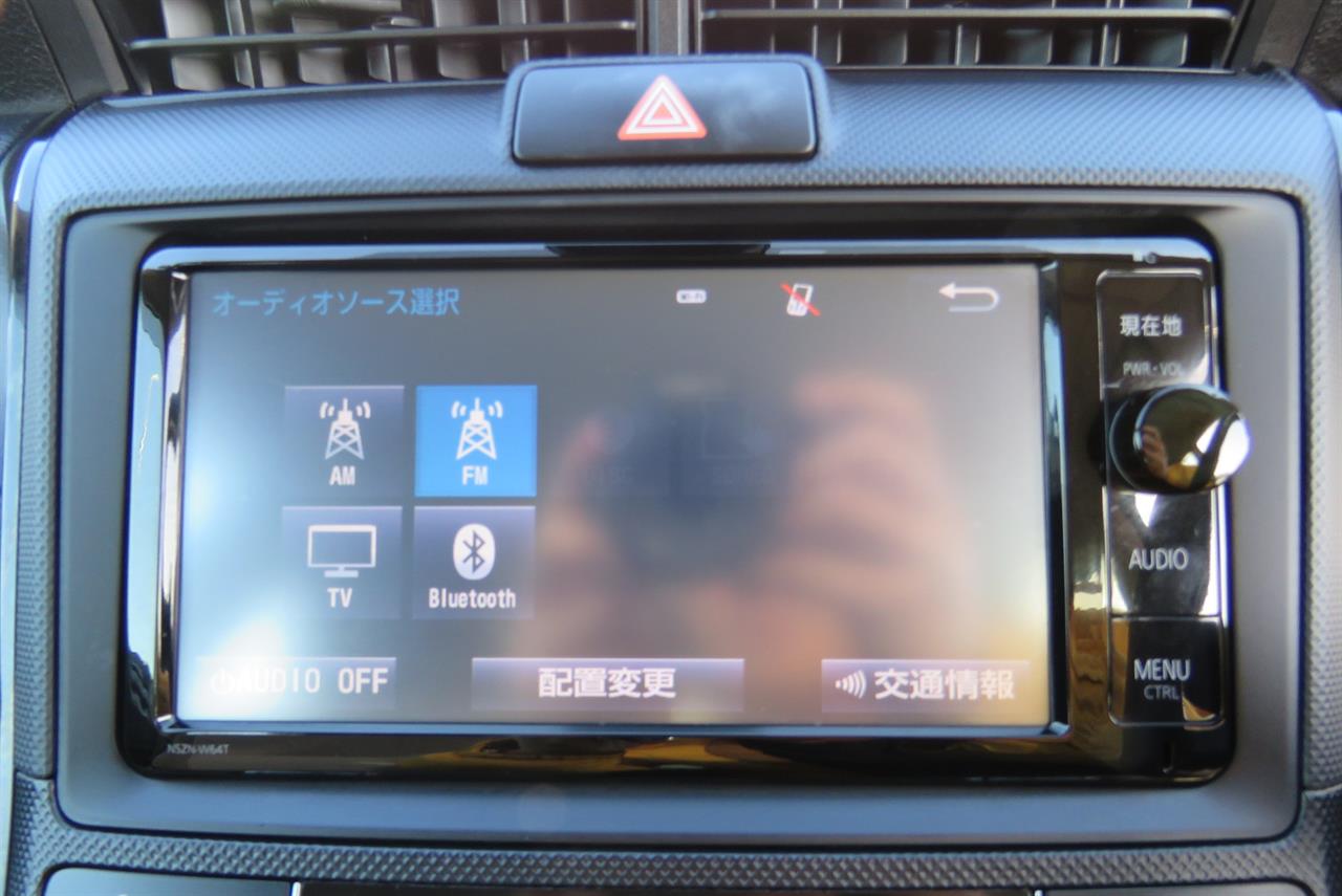2015 Toyota Corolla thumbnail