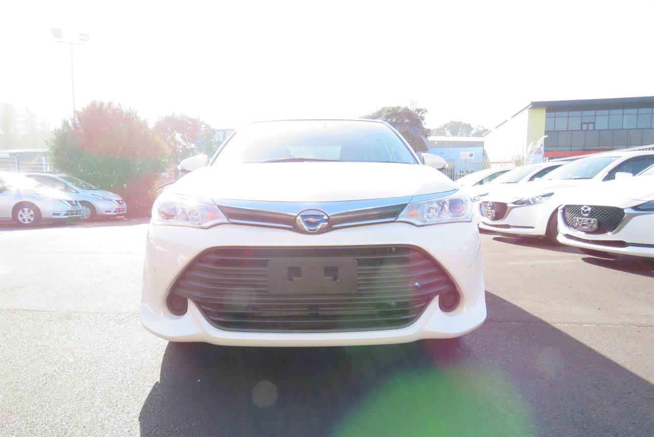 2015 Toyota Corolla thumbnail
