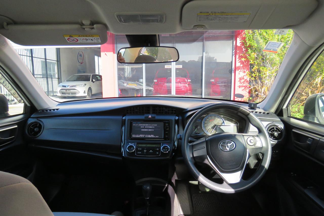 2015 Toyota Corolla thumbnail