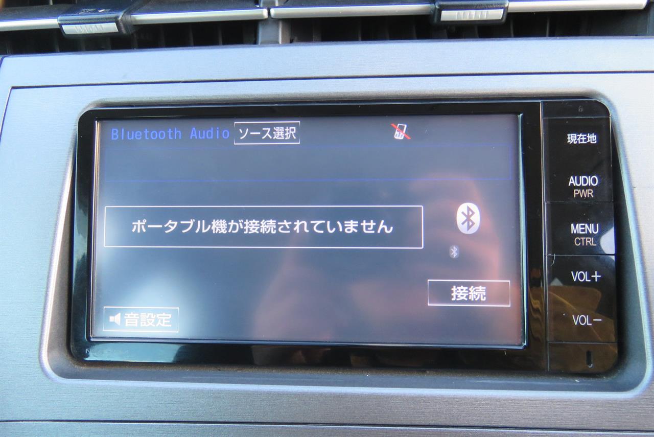 2015 Toyota Prius thumbnail