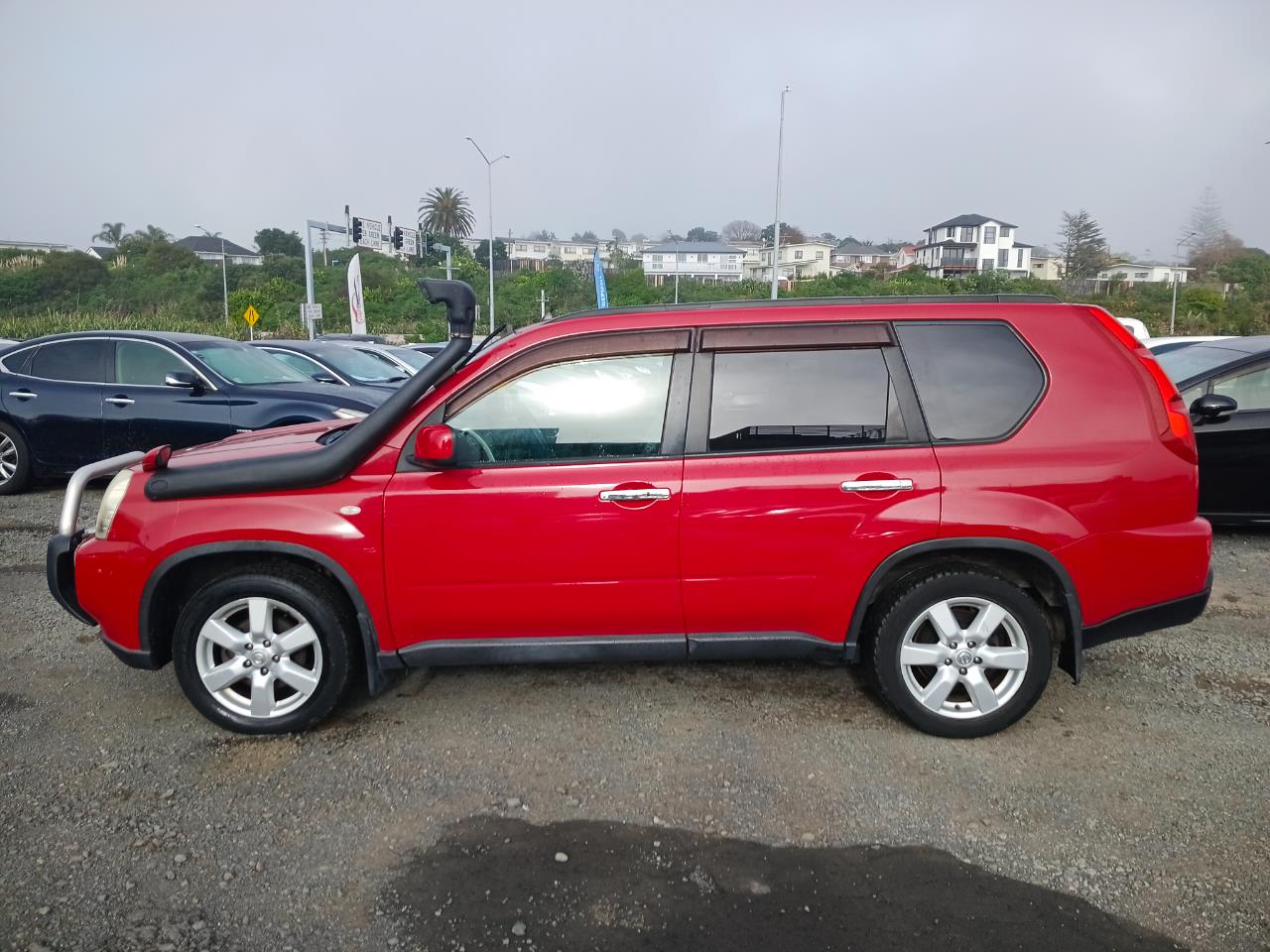2010 Nissan X-Trail thumbnail