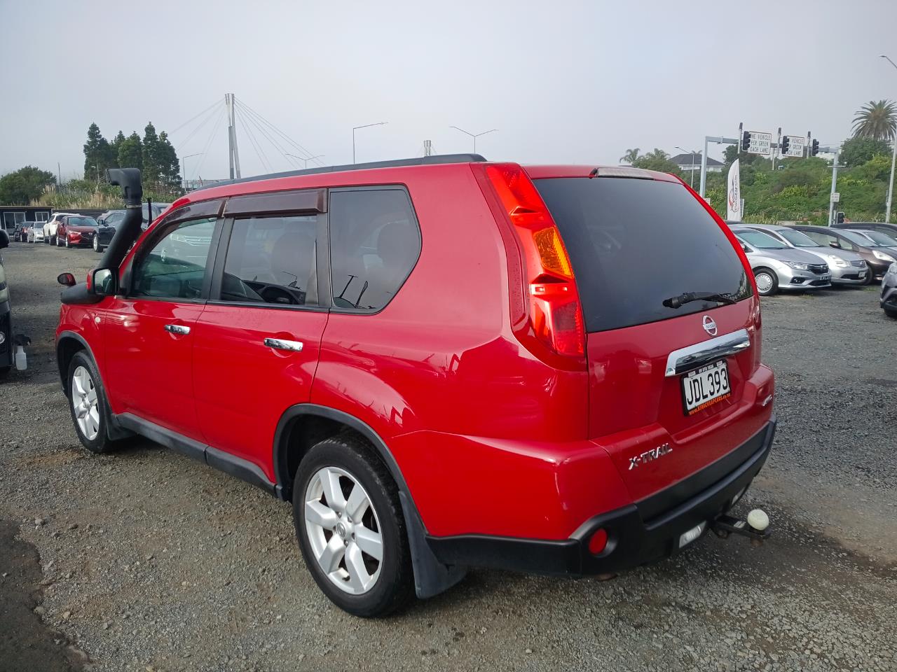 2010 Nissan X-Trail thumbnail