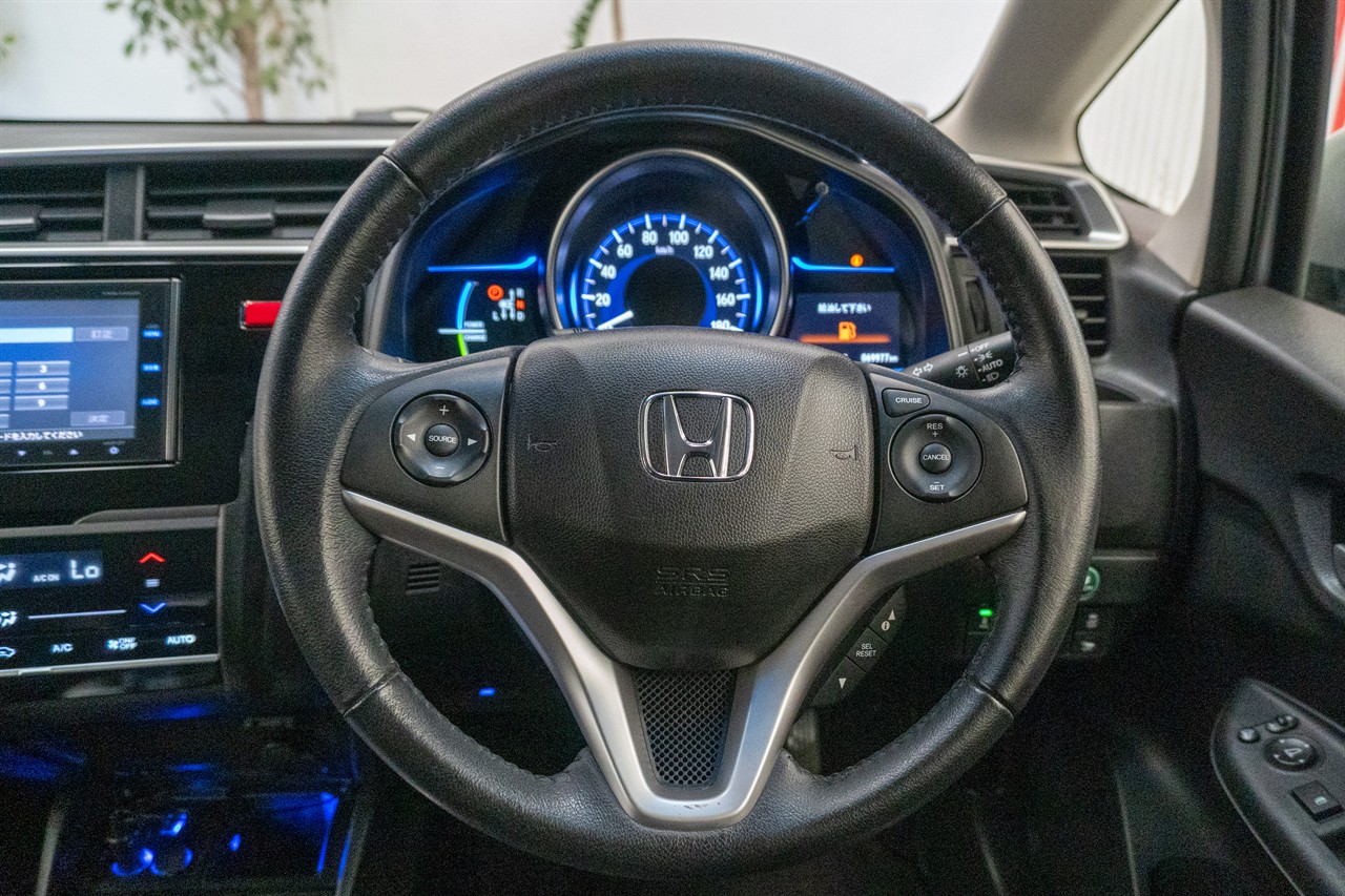 2014 Honda FIT thumbnail
