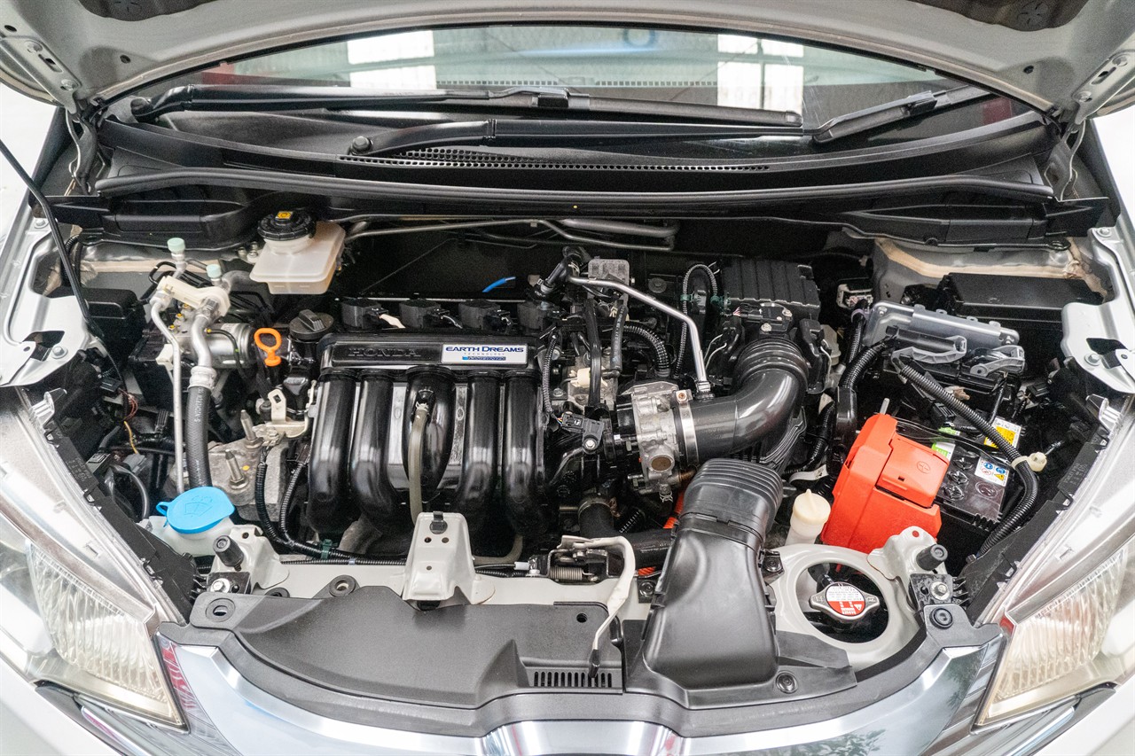 2014 Honda FIT thumbnail