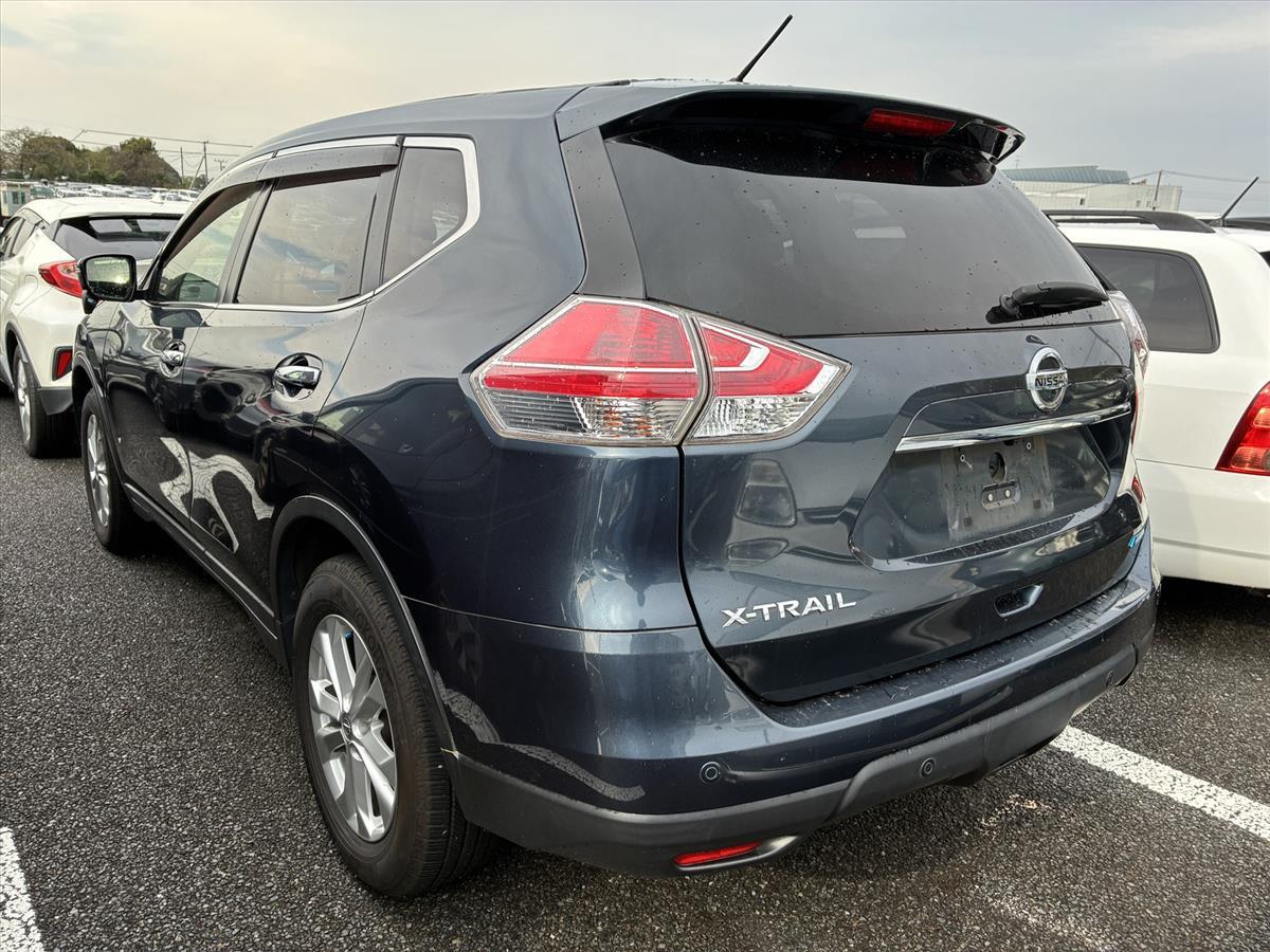 2016 Nissan X-Trail thumbnail