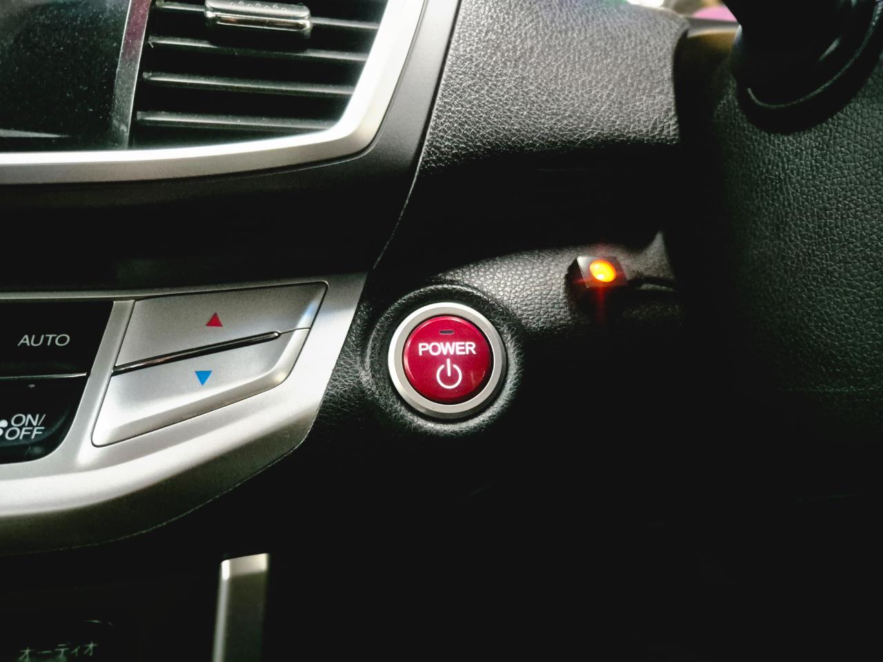 2013 Honda ACCORD thumbnail