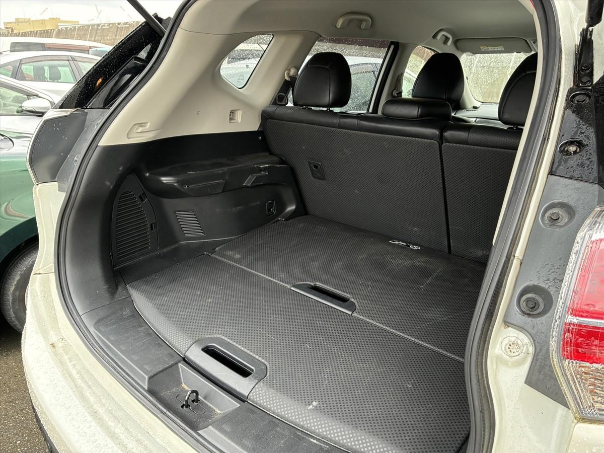 2015 Nissan X-Trail thumbnail