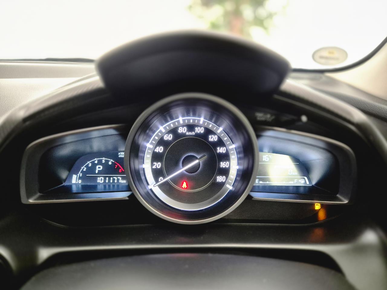 2016 Mazda Demio thumbnail