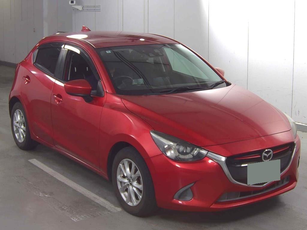 2016 Mazda Demio