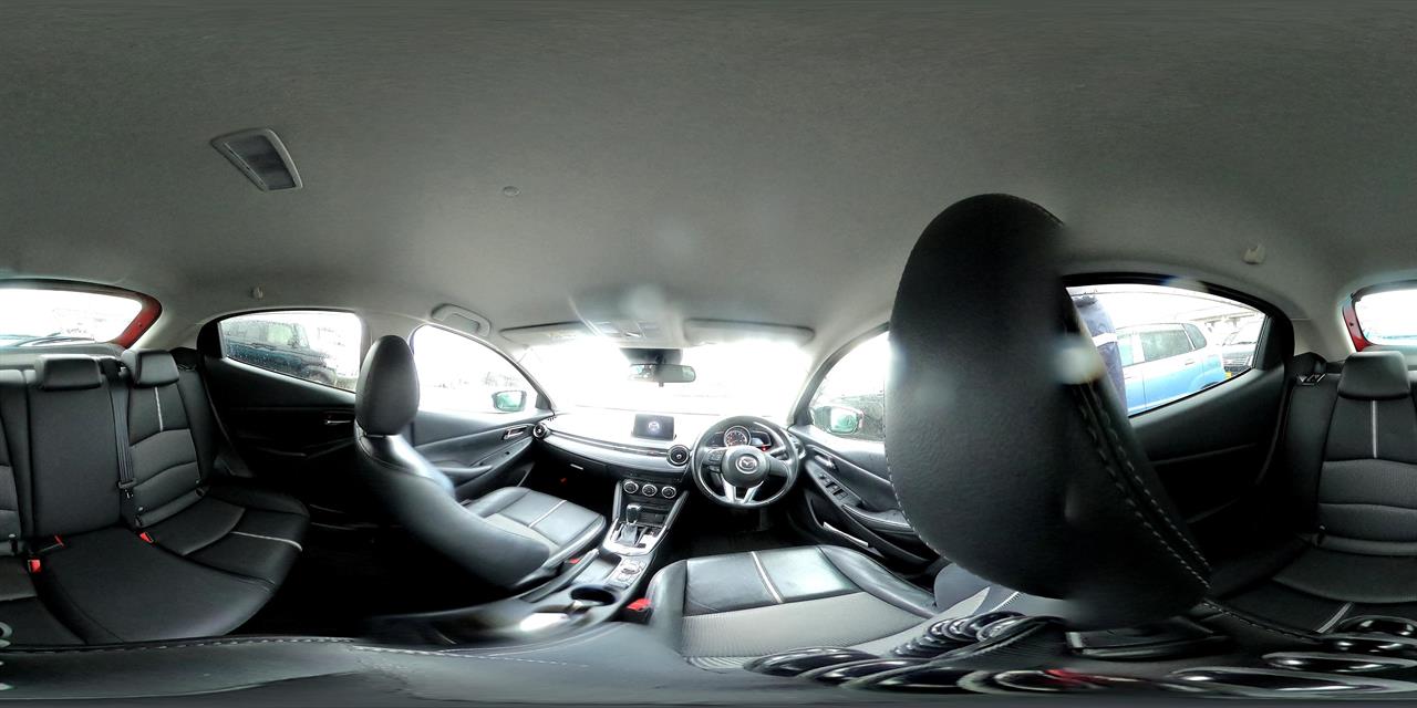 2016 Mazda Demio thumbnail