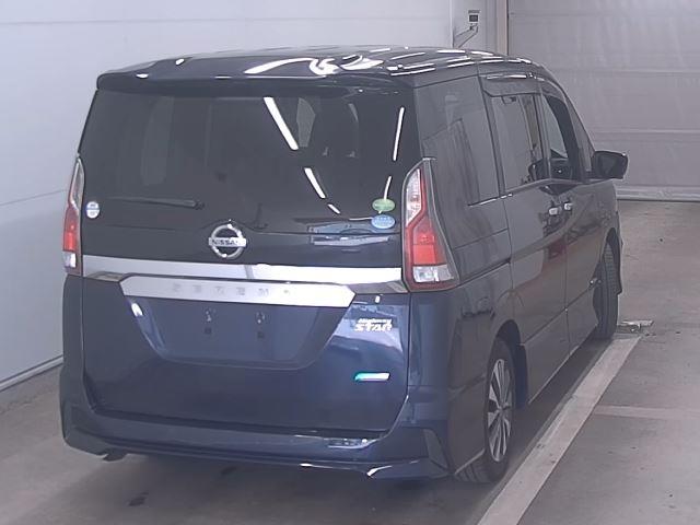 2017 Nissan Serena thumbnail