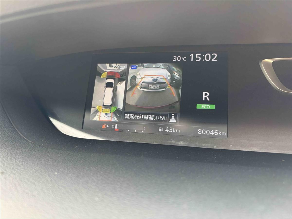 2017 Nissan Serena thumbnail