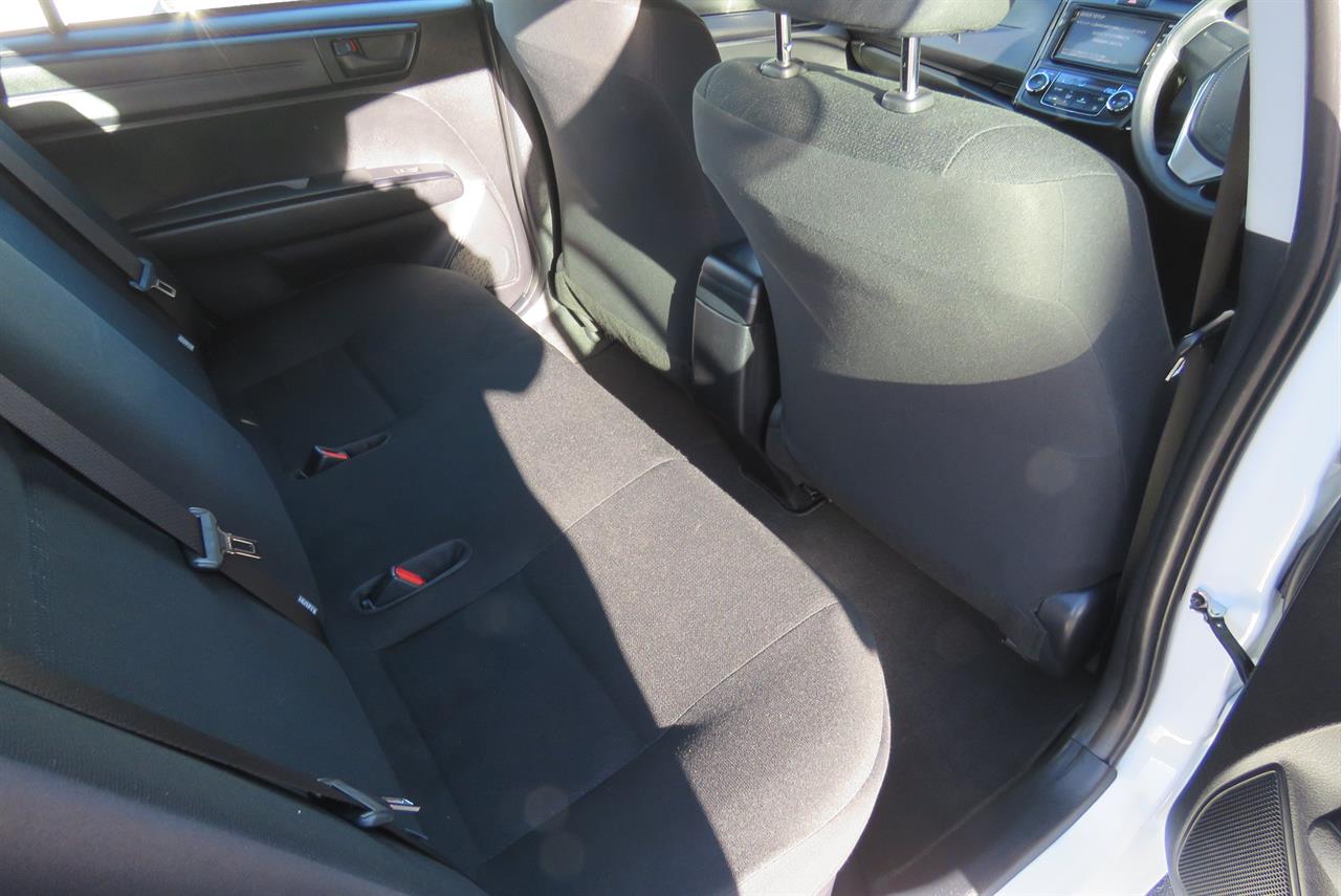 2020 Toyota Corolla thumbnail