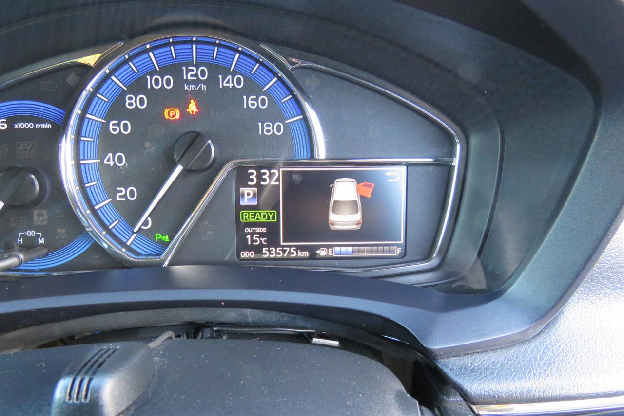 2018 Toyota Corolla thumbnail
