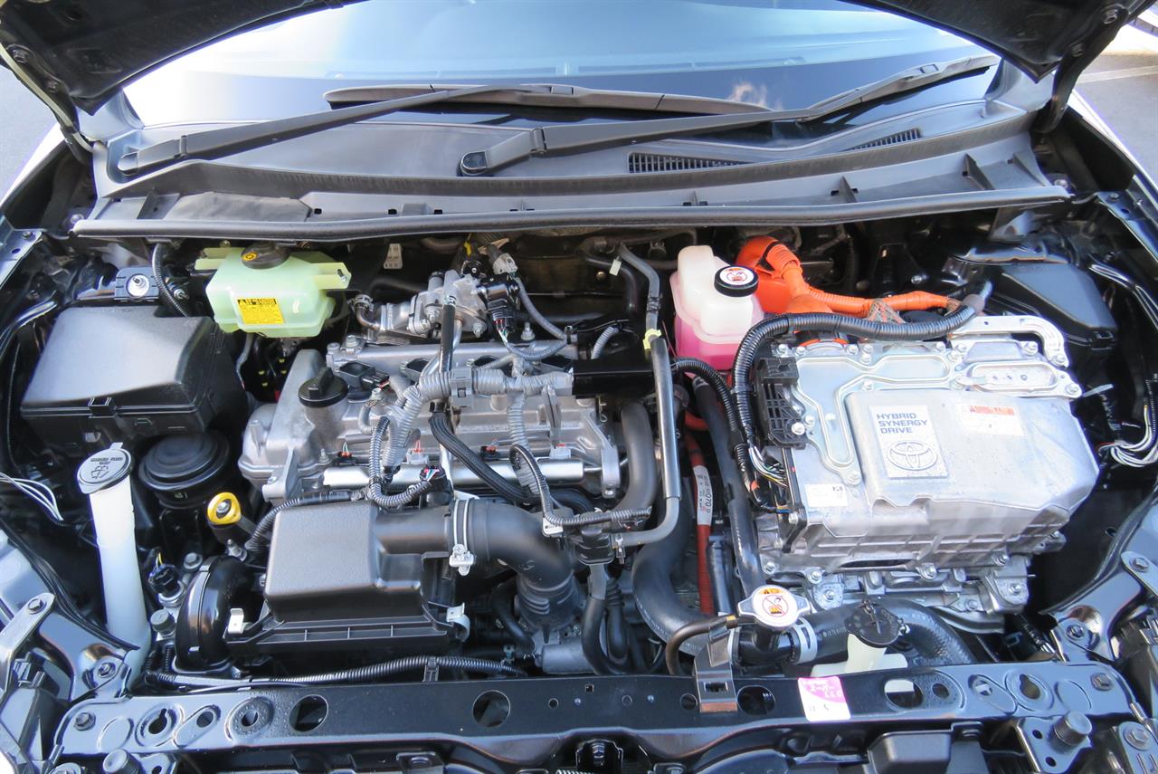 2018 Toyota Corolla thumbnail