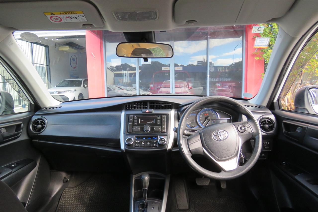2018 Toyota Corolla thumbnail